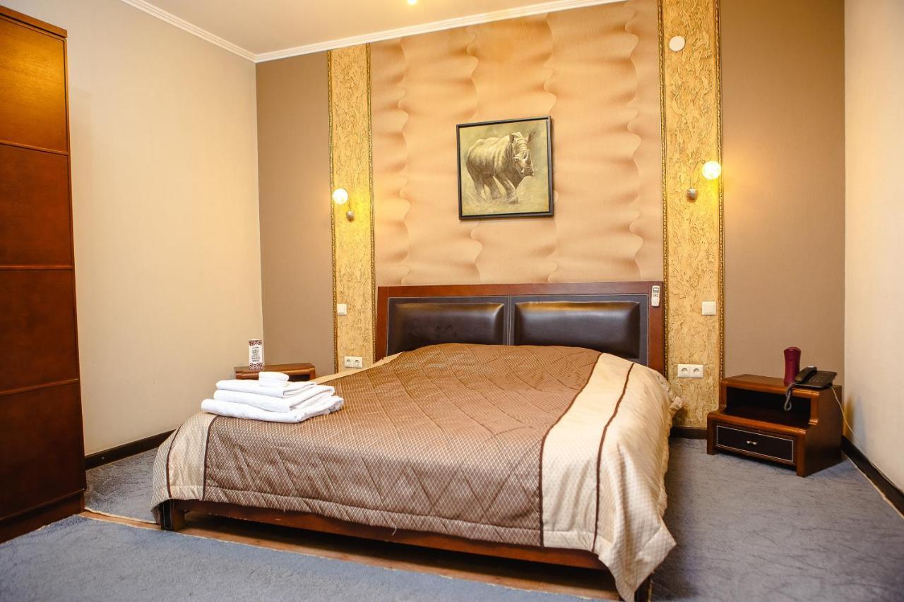 Totem Hotel Chimkent Extérieur photo